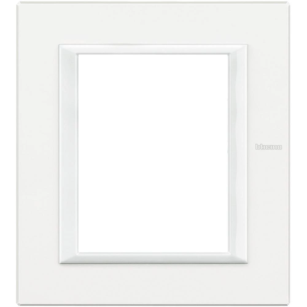  артикул HA4826HD название Рамка итальянский стандарт 3+3 мод прямоугольная, цвет White, Axolute, Bticino